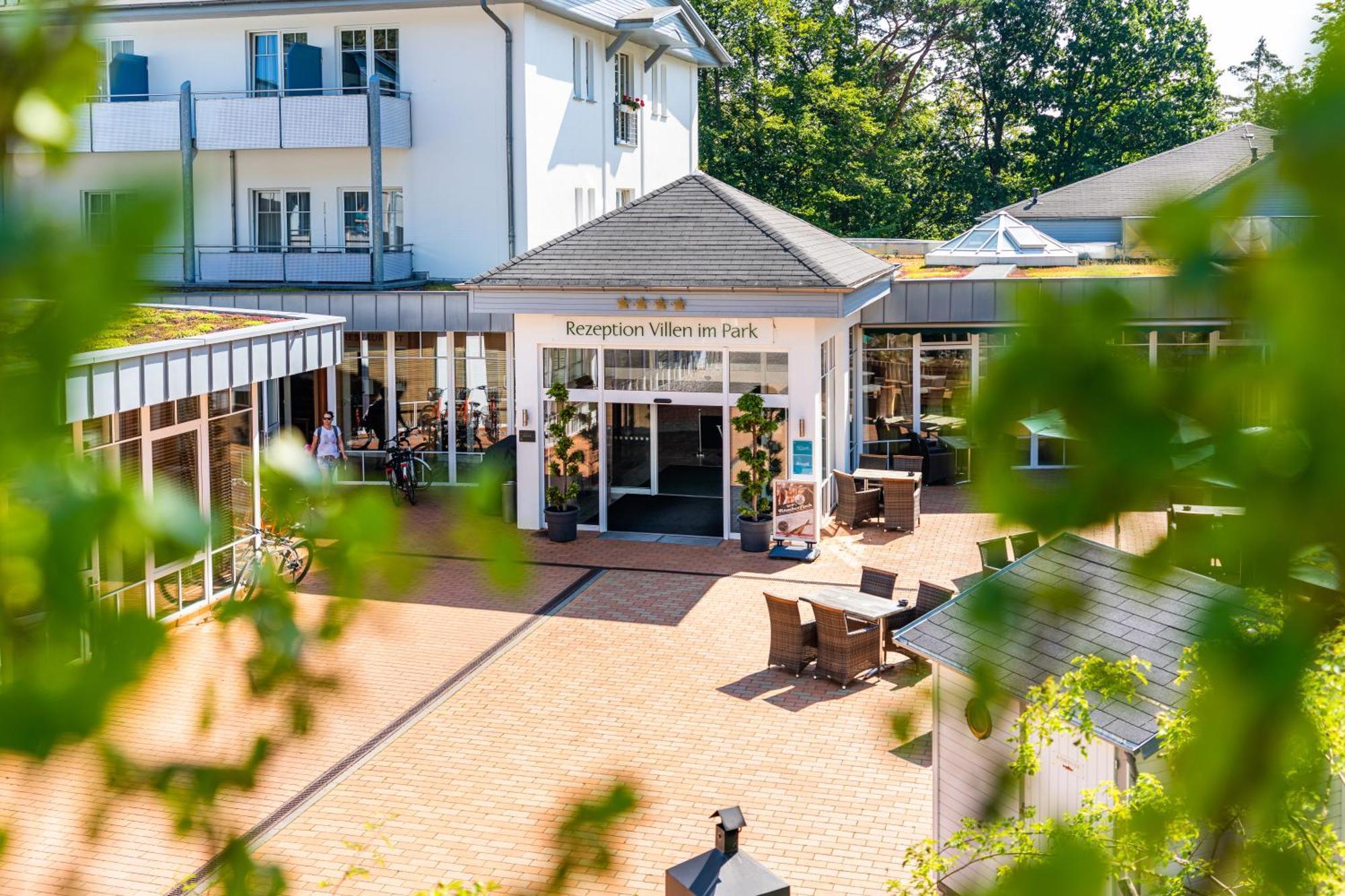 Ostseehotel Villen Im Park - Ein Rovell Hotel Heringsdorf  Exterior foto