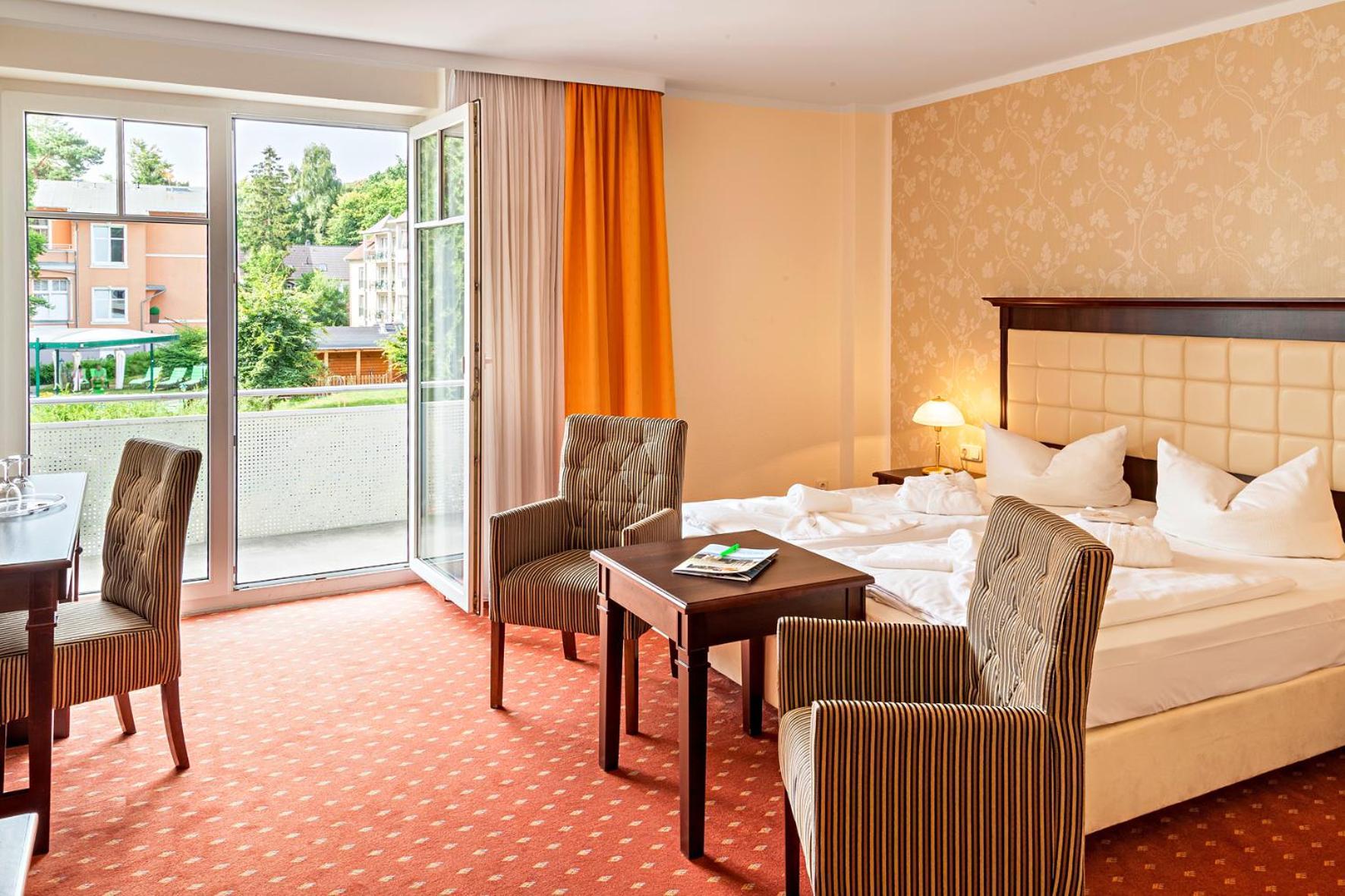 Ostseehotel Villen Im Park - Ein Rovell Hotel Heringsdorf  Exterior foto