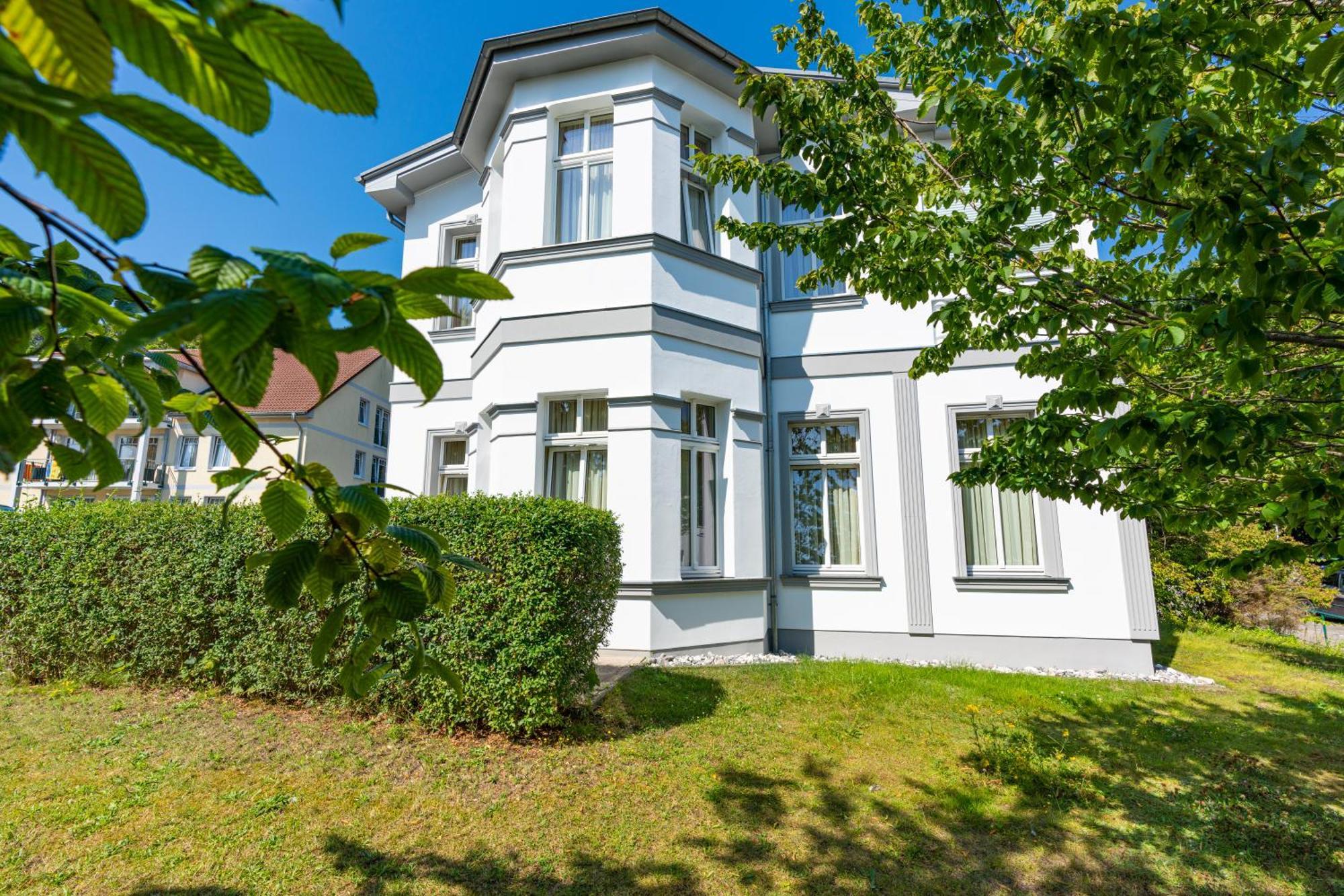 Ostseehotel Villen Im Park - Ein Rovell Hotel Heringsdorf  Exterior foto