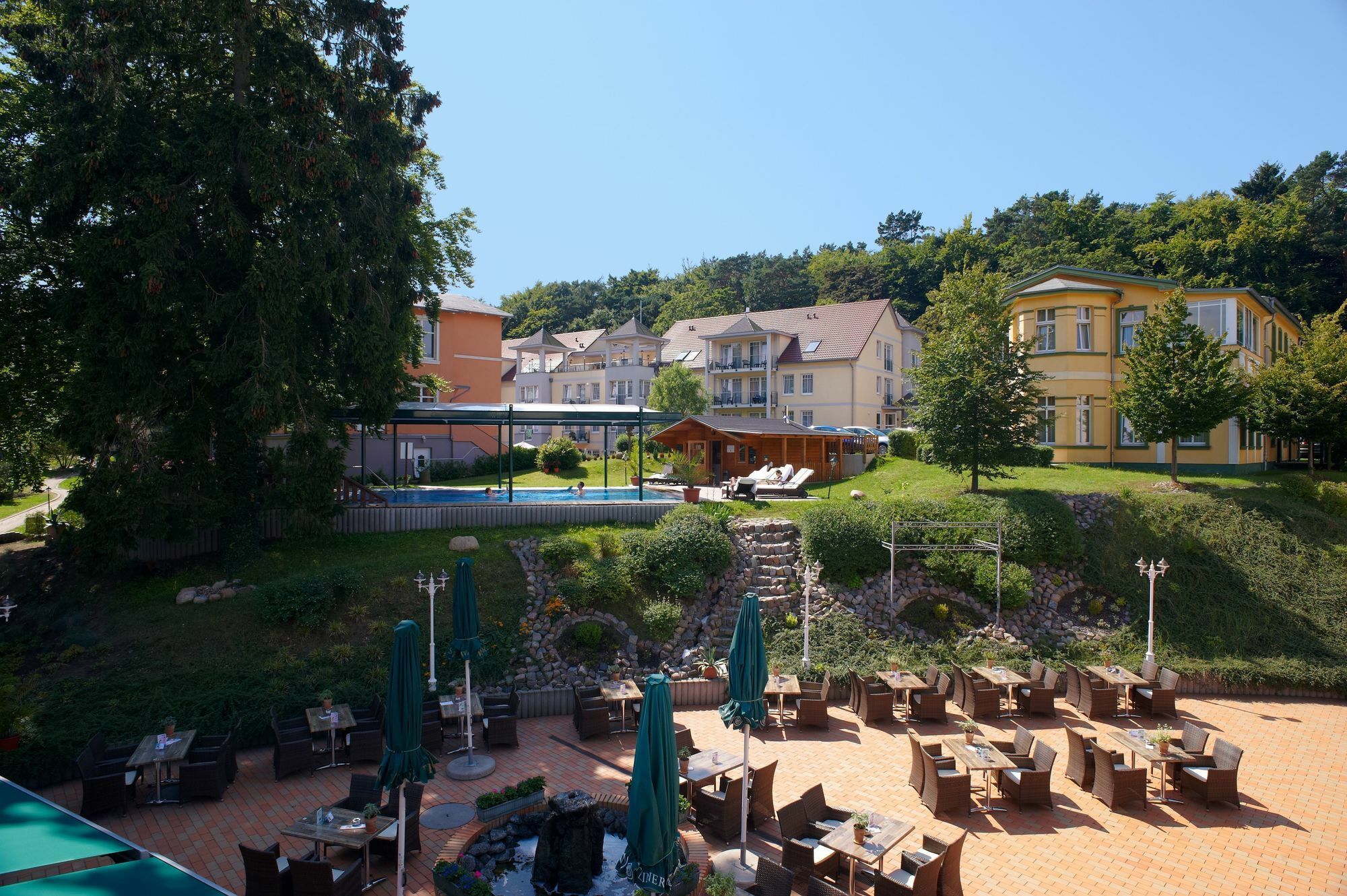 Ostseehotel Villen Im Park - Ein Rovell Hotel Heringsdorf  Exterior foto